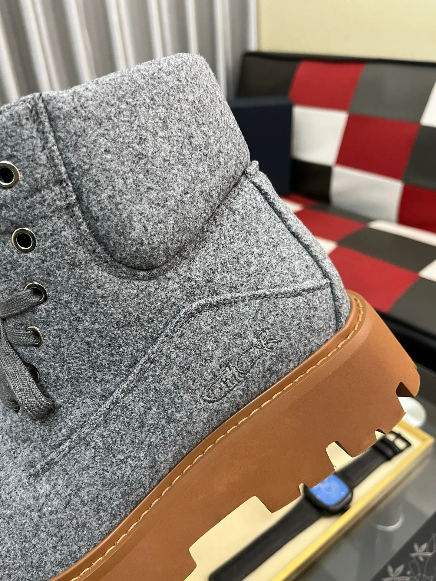 Men's shoes 💰: 540⌚️⌚️Dior top crafts Dior high-top boots counter synchronizes with the original factory configuration, original cowhide patchwork fabric imported from Italy, breathable and comfortable imported water-dyed cow lining, sole: original factory special original sole super comfortable, original factory with single goods high quality, you can enter and exit the counter at will, welcome to compare and synchronize with the counter, code number: 38-44
